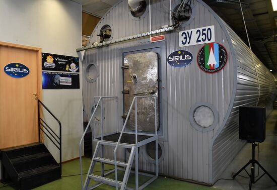 Russia Space Moon Simulated Mission