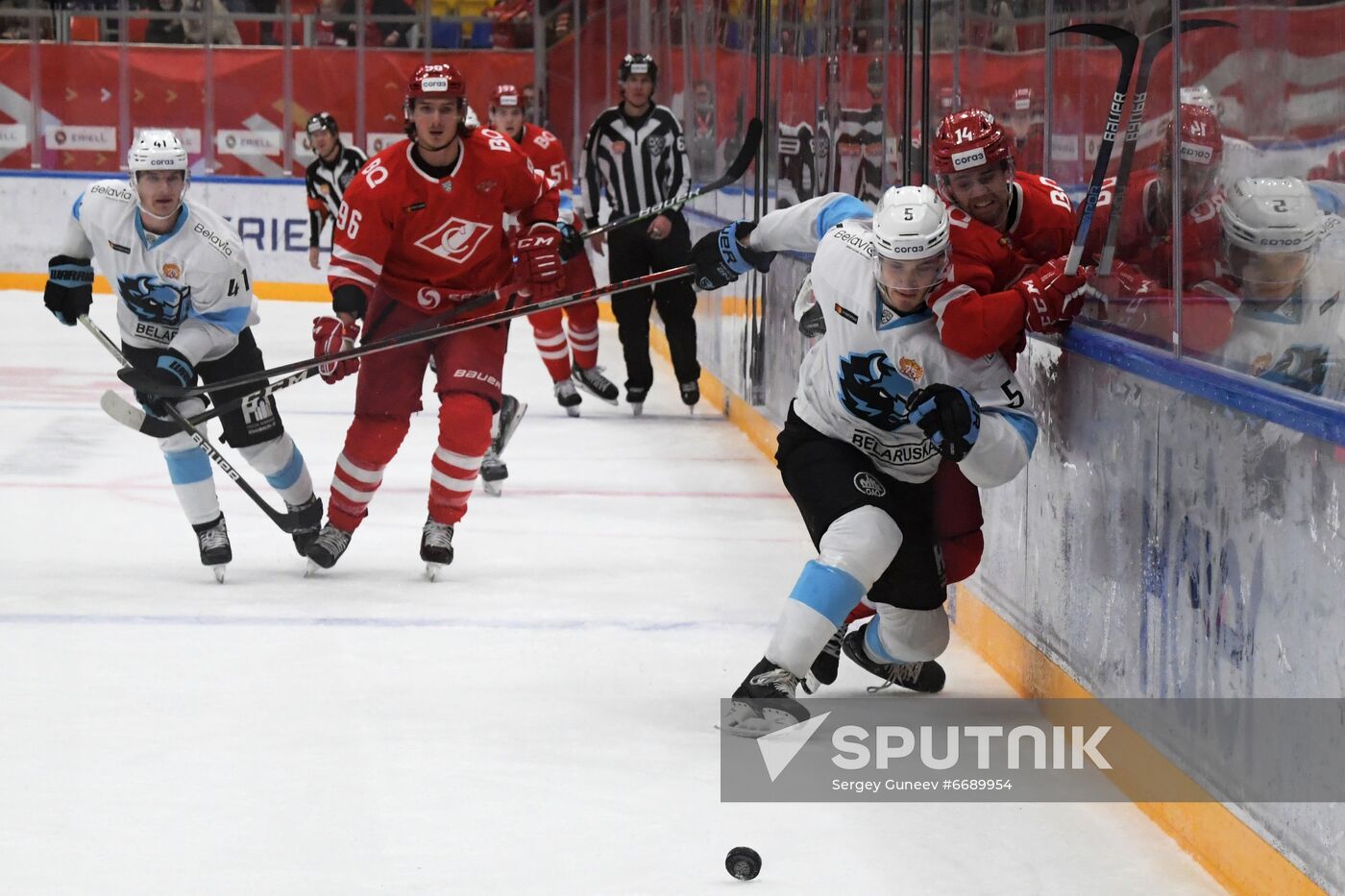 Russia Ice Hockey Spartak - Dinamo