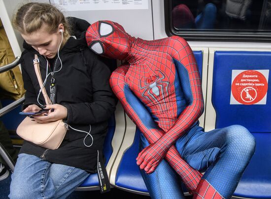 Russia Blogger Spider-Man