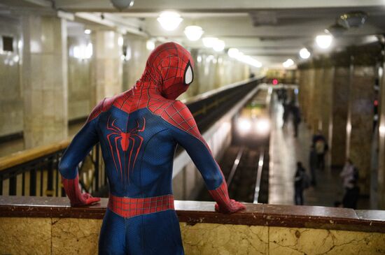 Russia Blogger Spider-Man