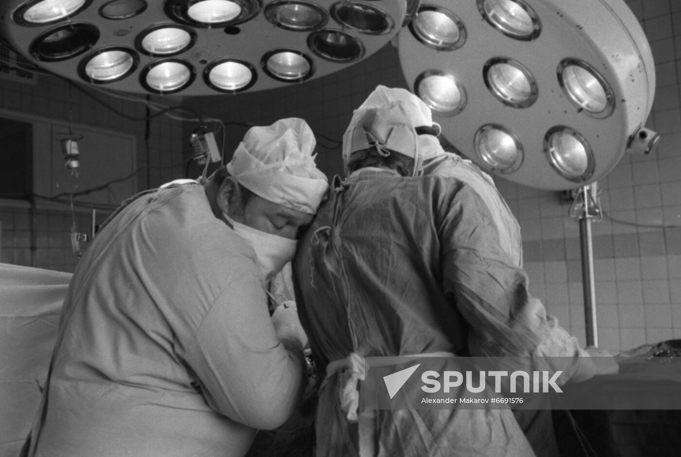 Soviet transplant surgeon Valery Shumakov
