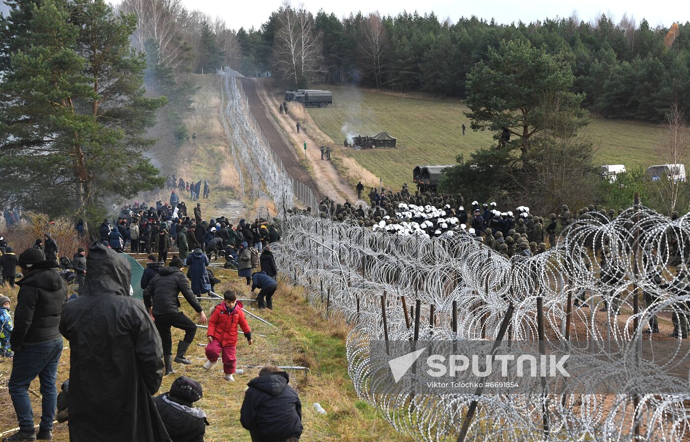 Belarus Poland Border Refugees
