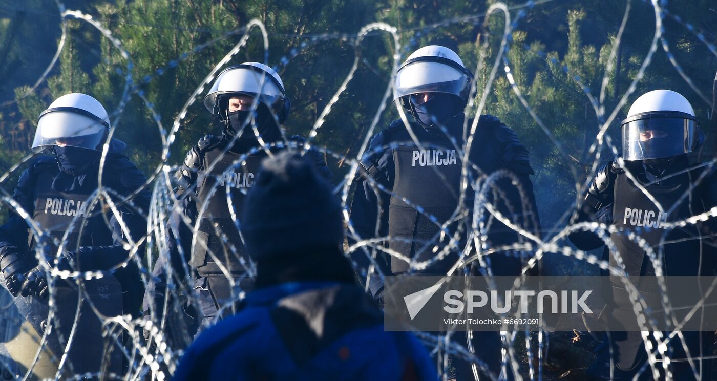 Belarus Poland Border Refugees