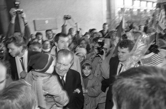 Richard Nixon visits Soviet Union