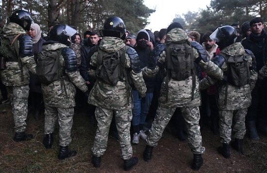 Belarus Poland Border Refugees