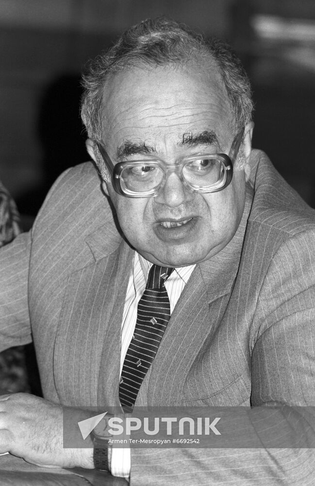 Roundtable discussion, The Kurdish Issue: Soviet Experts' Opinions