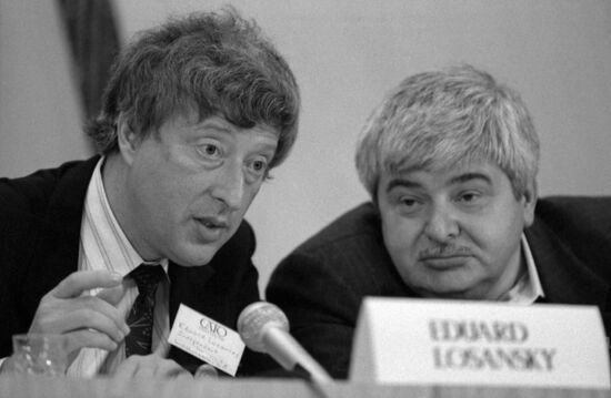 Roundtable meeting, USSR: How to Avoid Disaster?