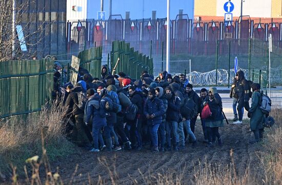 Belarus Poland Border Refugees