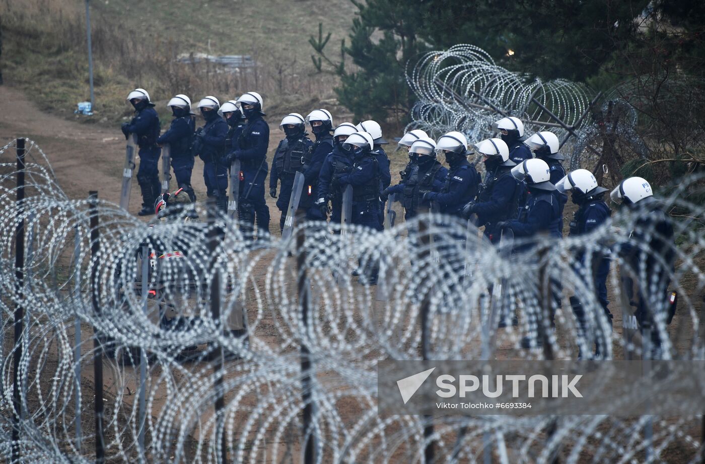 Belarus Poland Border Refugees