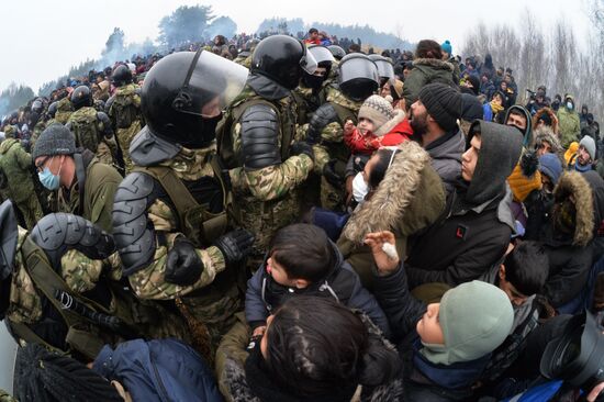 Belarus Poland Border Refugees