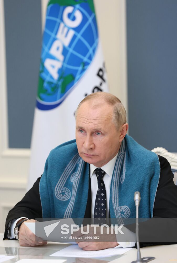 Russia Putin APEC Summit