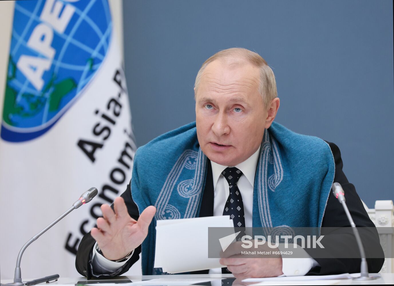 Russia Putin APEC Summit