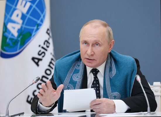 Russia Putin APEC Summit