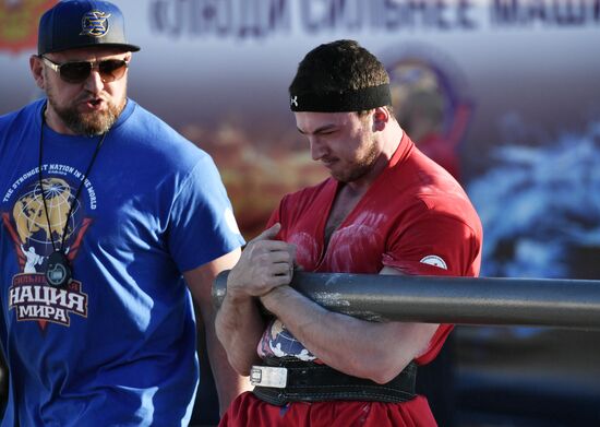 Russia Strongman Contest