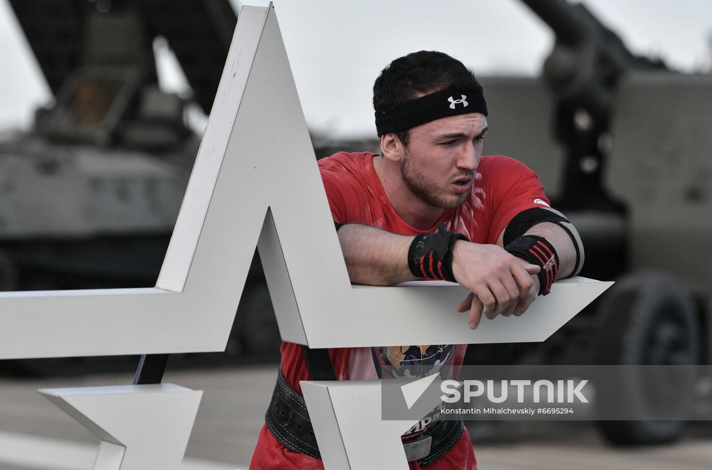 Russia Strongman Contest