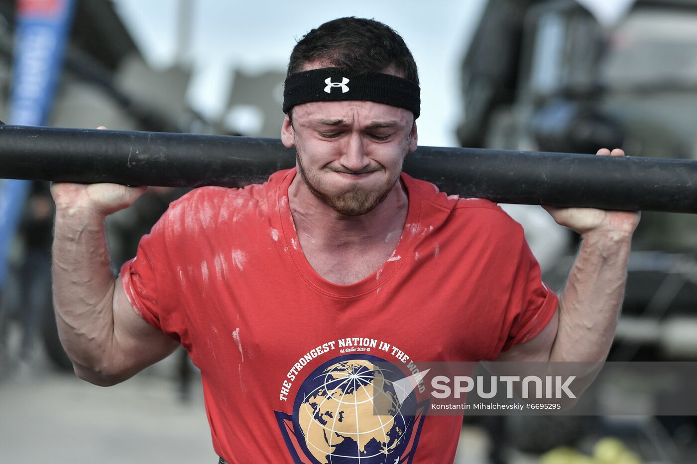 Russia Strongman Contest