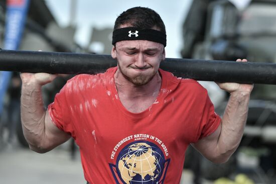 Russia Strongman Contest