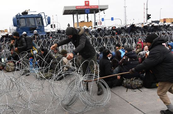 Belarus Poland Border Refugees