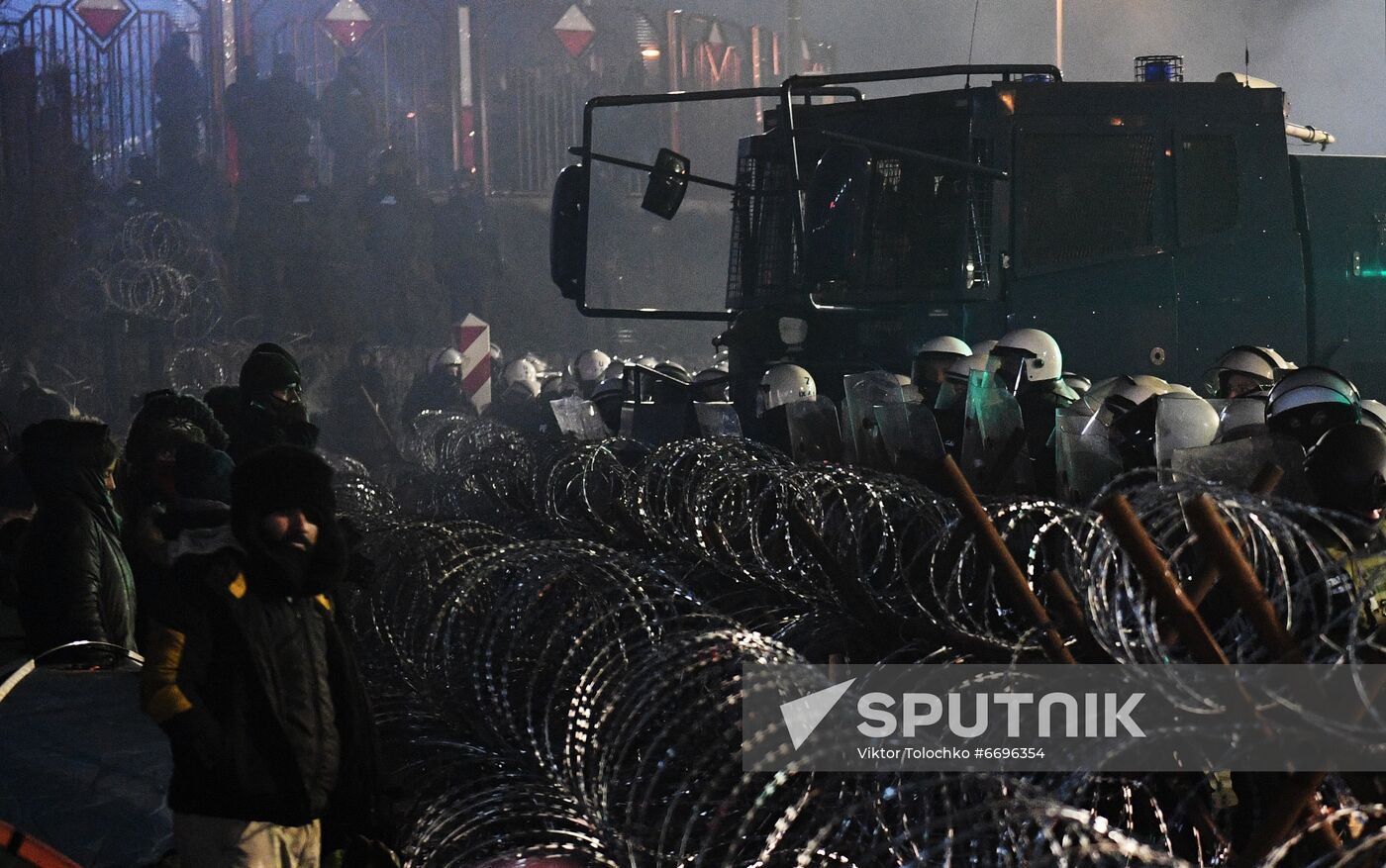 Belarus Poland Border Refugees