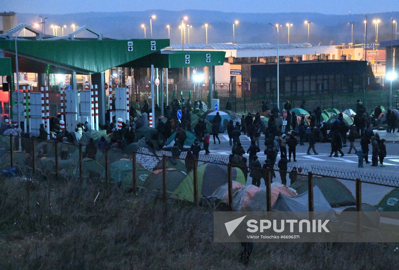 Belarus Poland Border Refugees