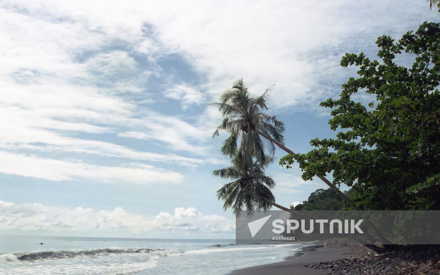 Beach on Tahiti, French Polynesia