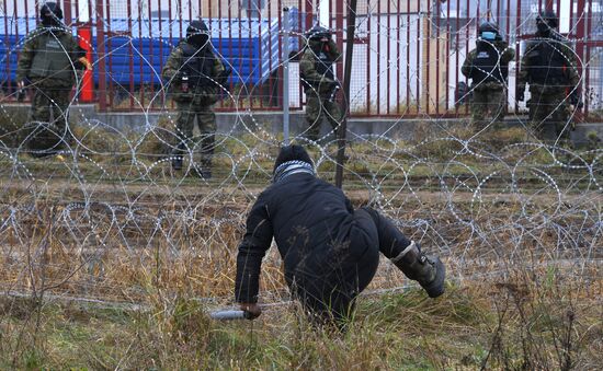 Belarus Poland Border Refugees
