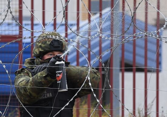 Belarus Poland Border Refugees