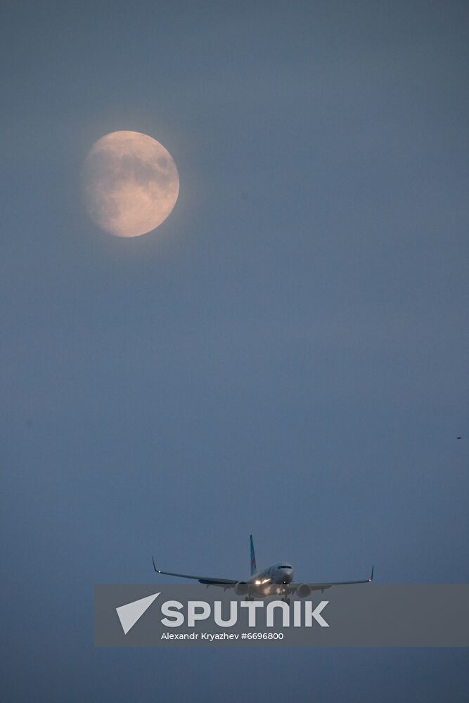 Russia Airlines 