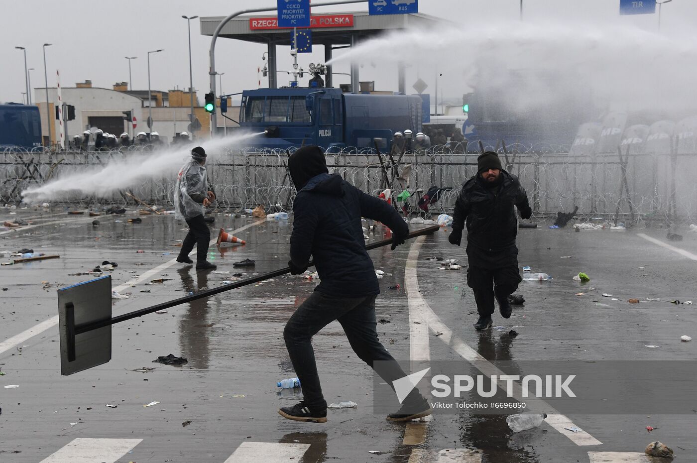 Belarus Poland Border Refugees
