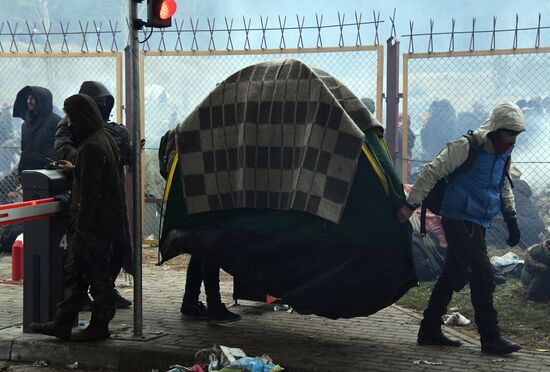 Belarus Poland Border Refugees