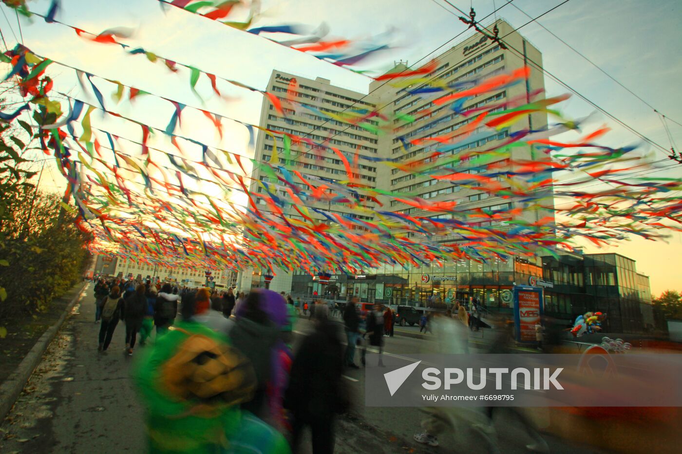 Drone show at Murmansk 105th anniversary celebrations