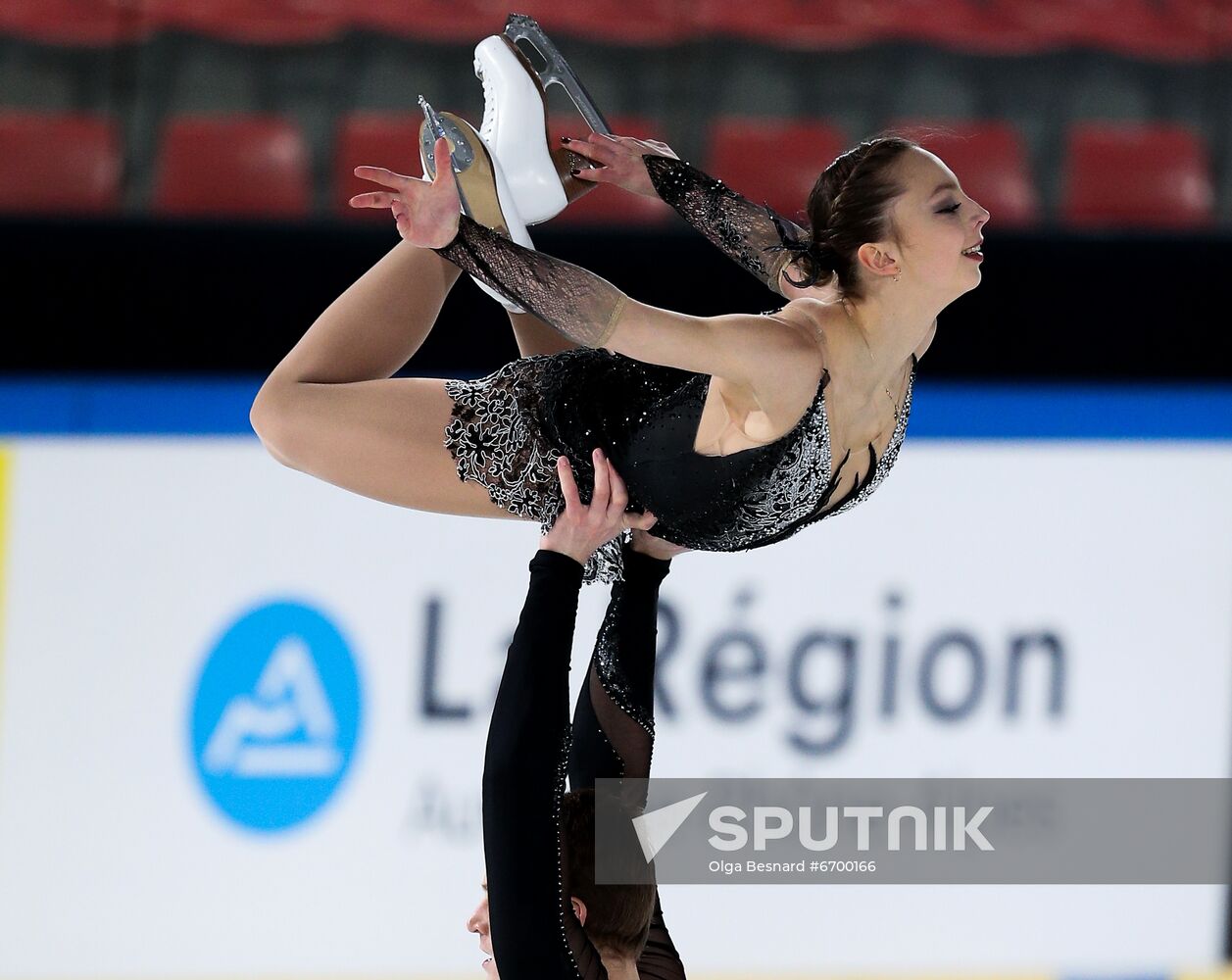 France Figure Skating Grand Prix Series Pairs