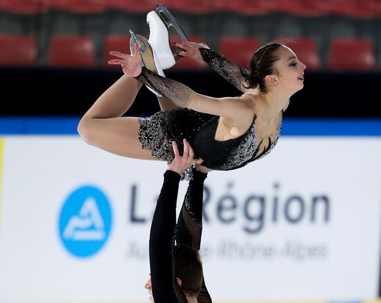 France Figure Skating Grand Prix Series Pairs