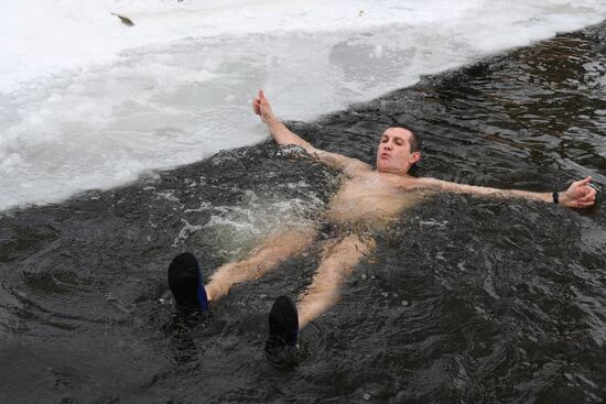 Russia Winter Swimming