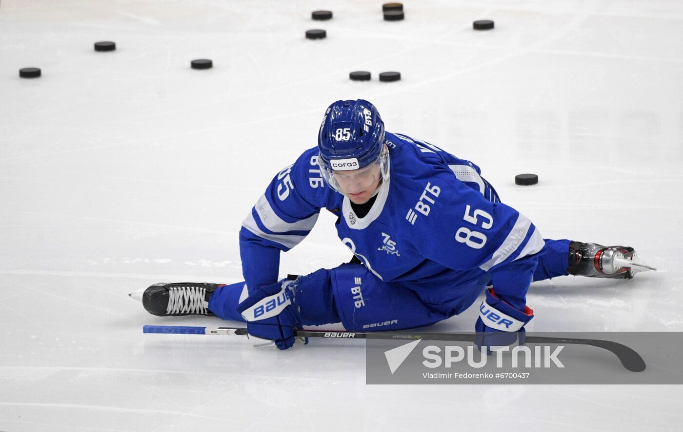 Russia Ice Hockey Kontinental League Dynamo - Salavat Yulaev