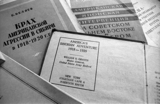 Books on foreign intervention in Russia