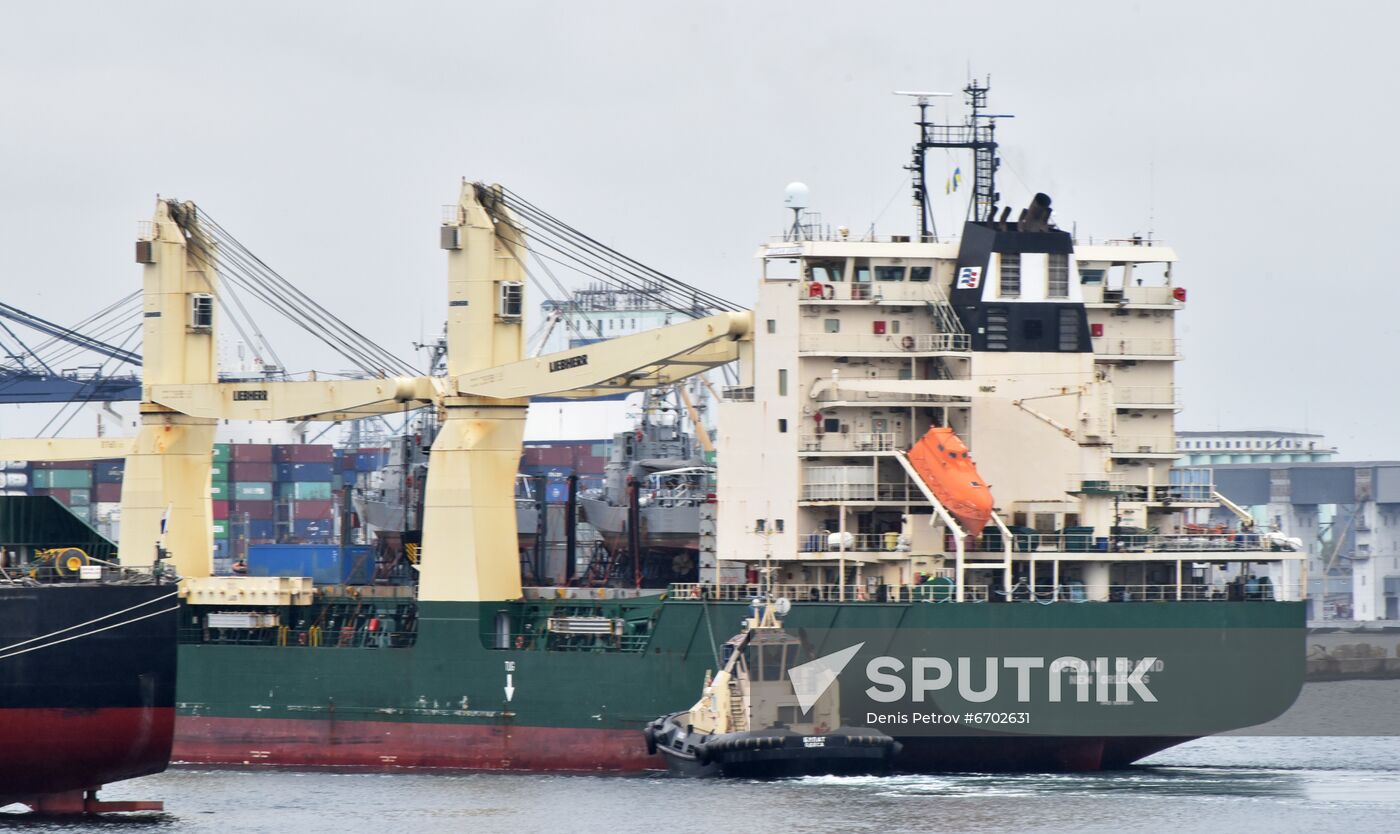 Ukraine US Navy Ships