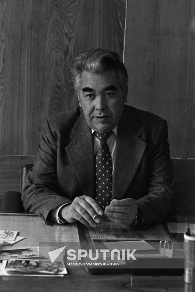 Turkmen ophthalmologist Narzy Nurmamedov