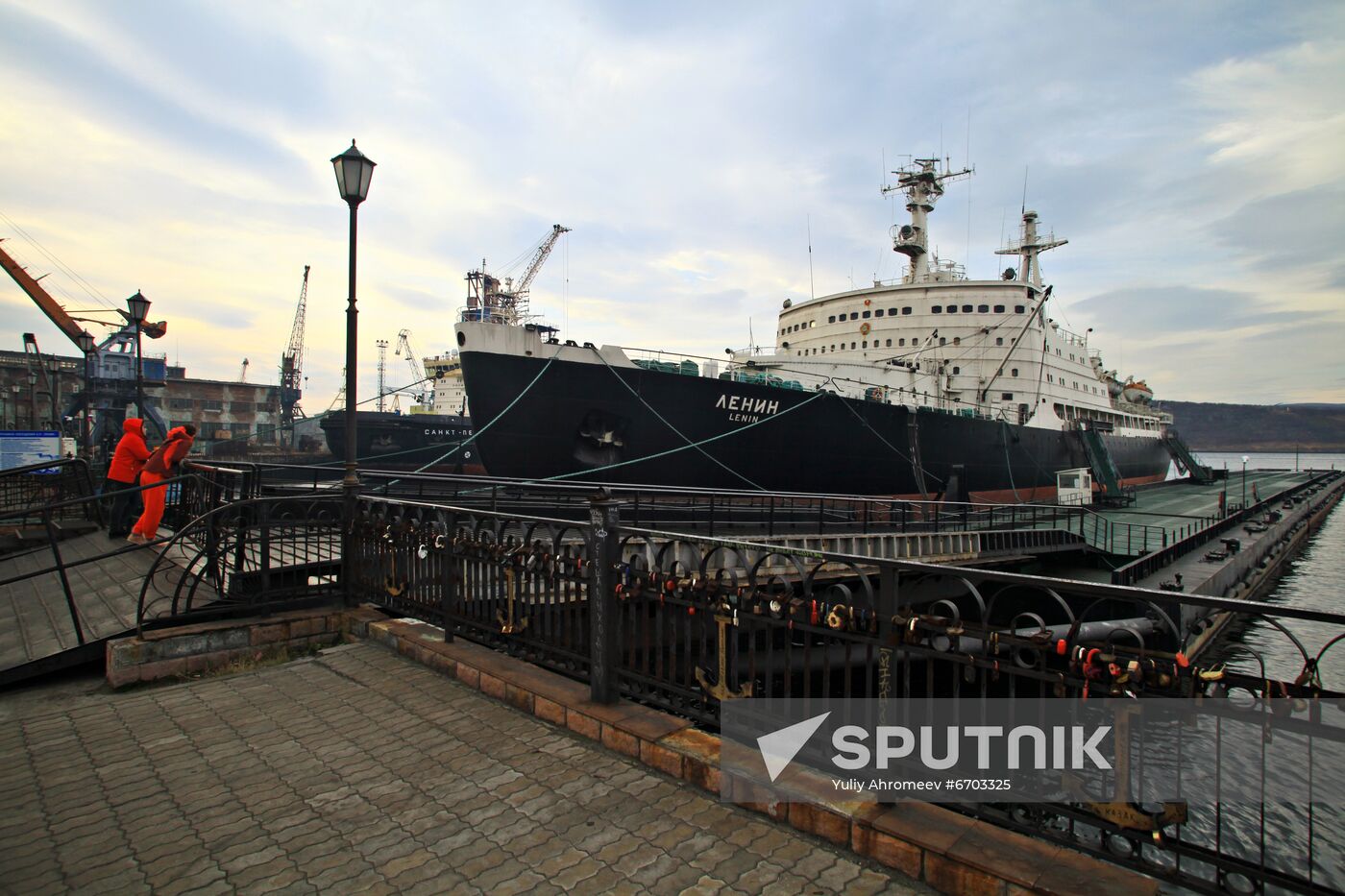 Lenin nuclear icebreaker in Murmansk