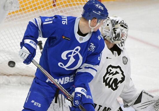 Russia Ice Hockey Kontinental League Dynamo - Traktor