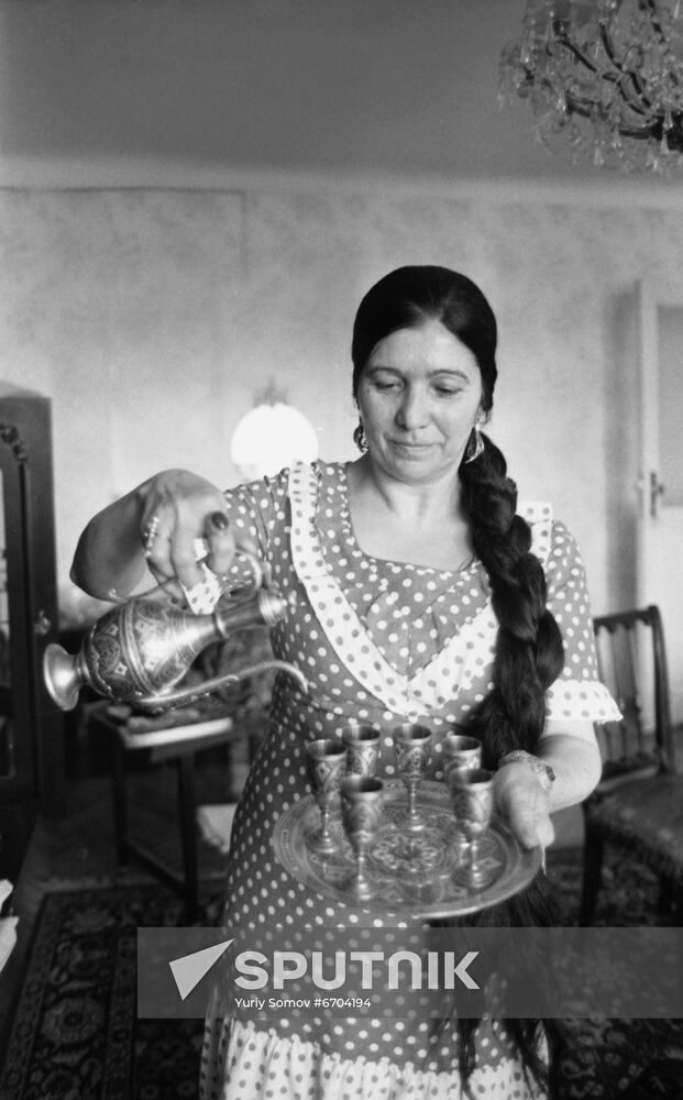 Dagestani poetess Fazu Aliyeva