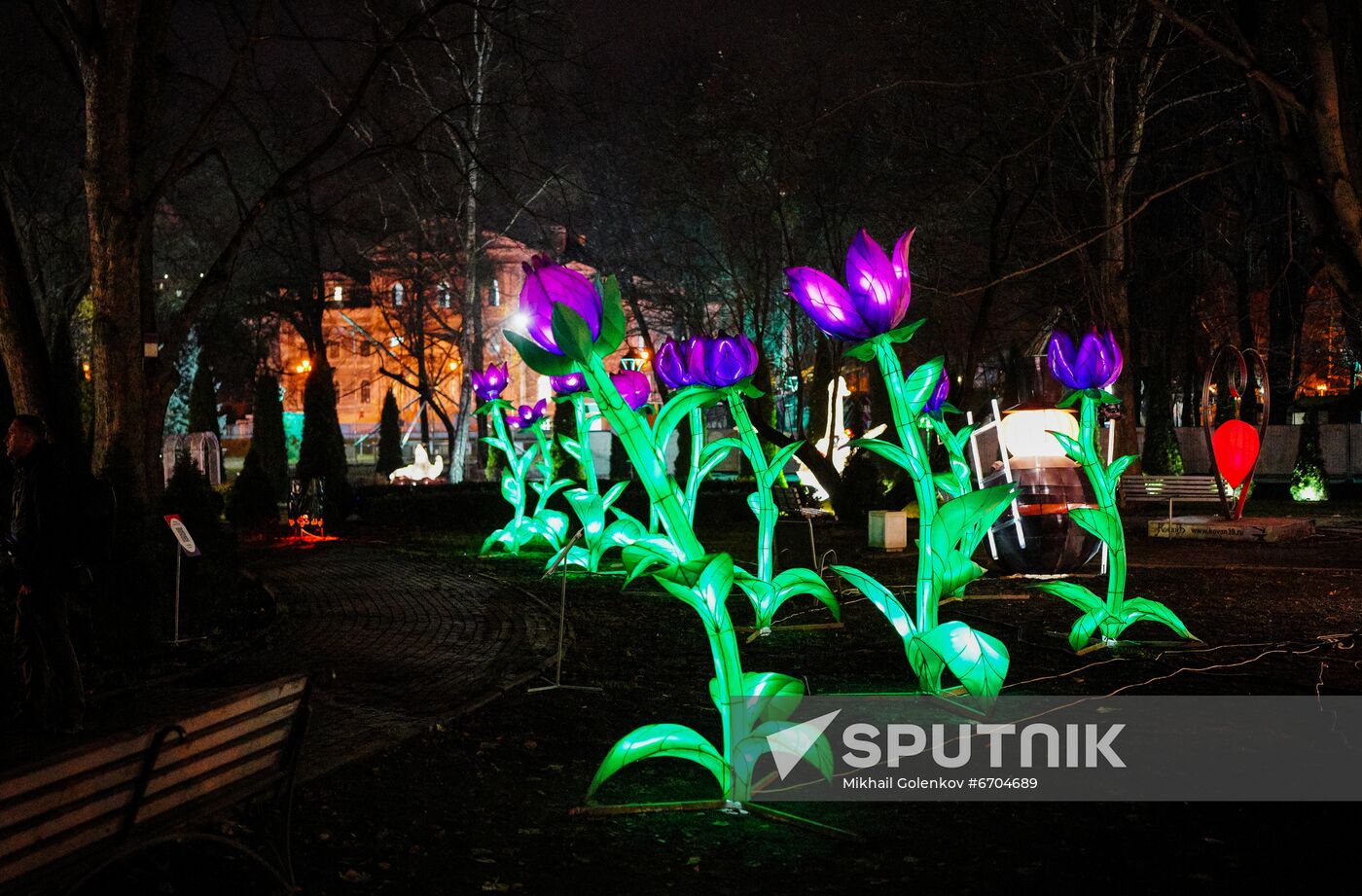 Lantern Park opens in Kaliningrad