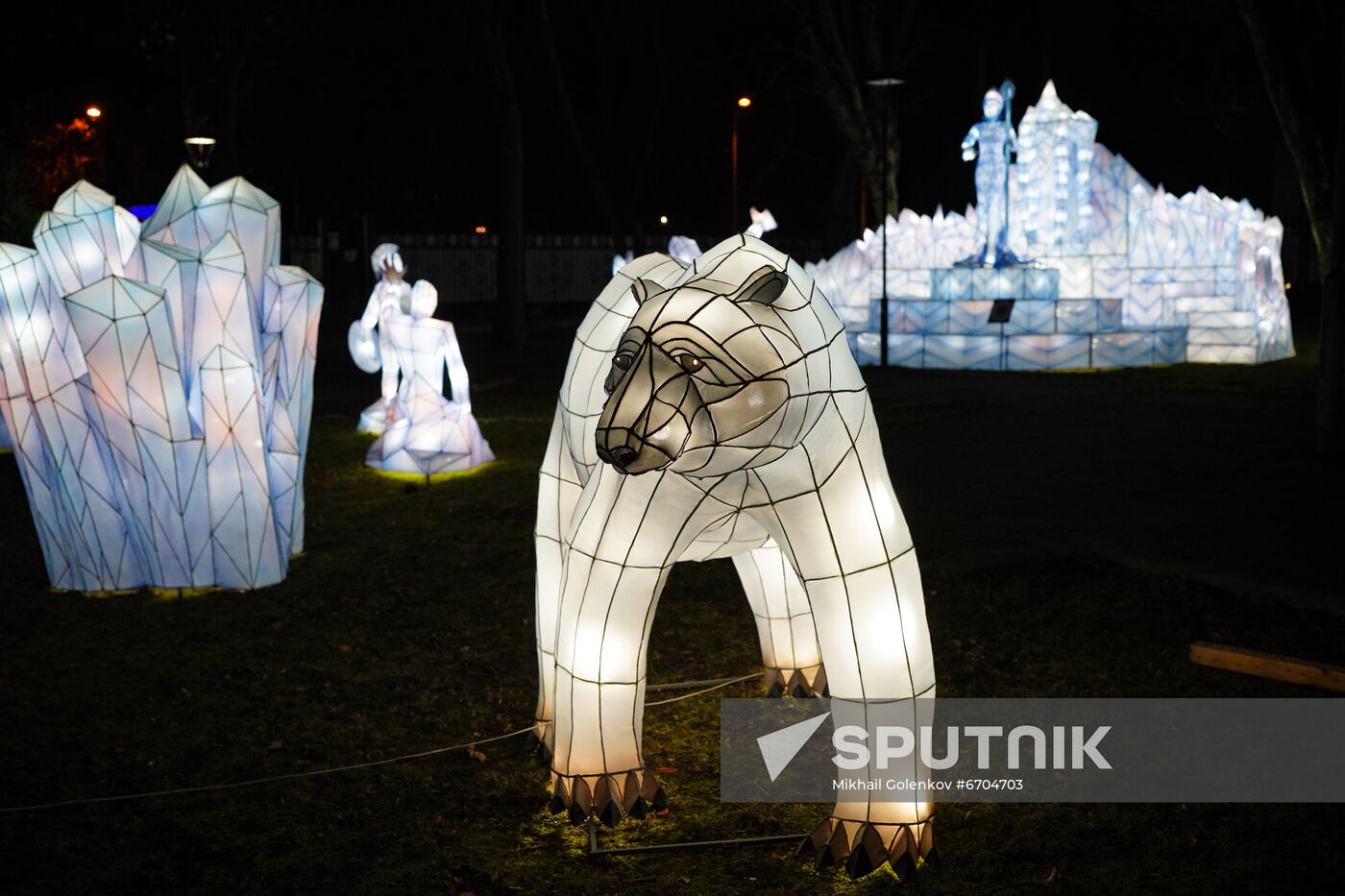 Lantern Park opens in Kaliningrad