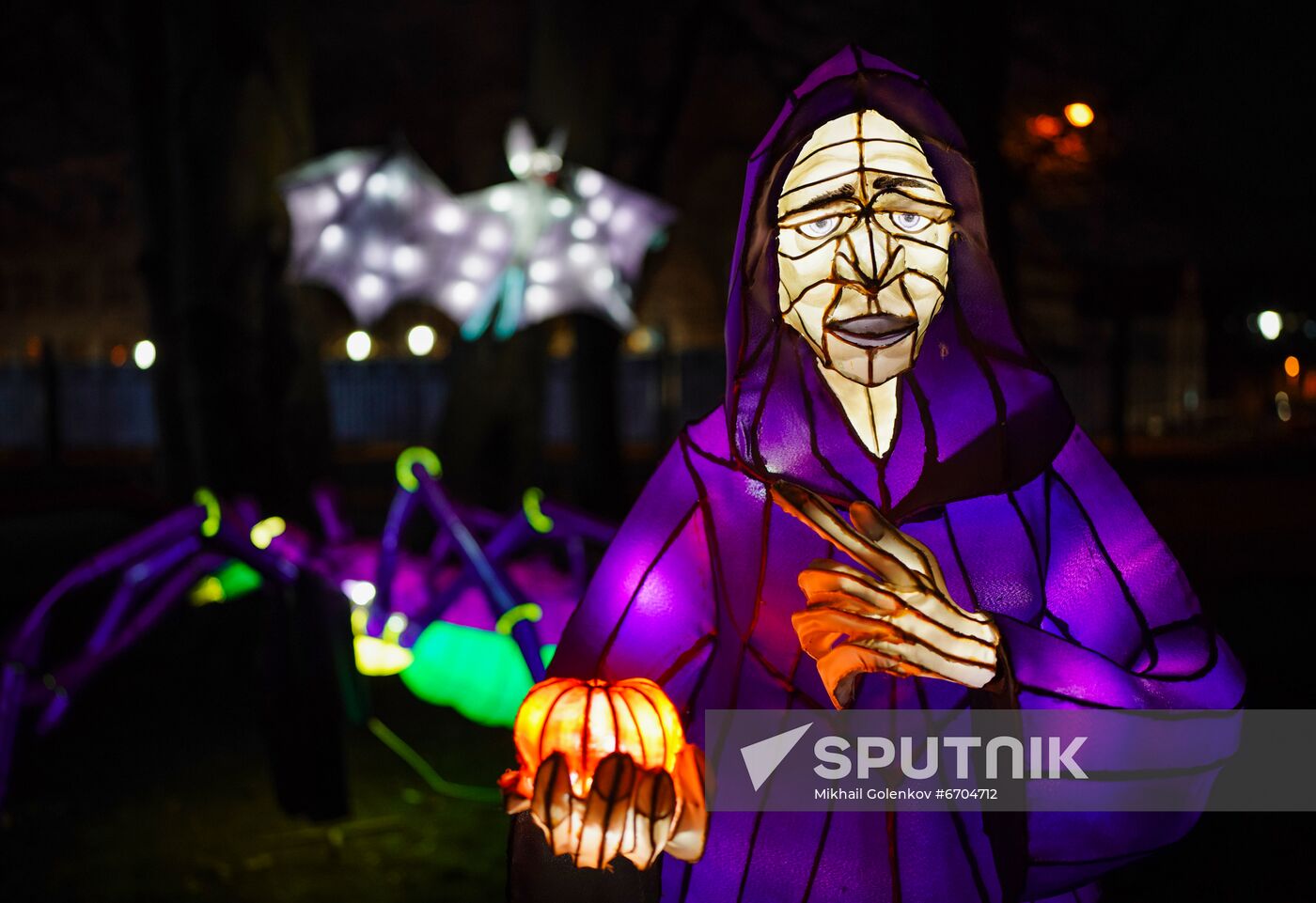 Lantern Park opens in Kaliningrad