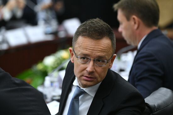 Russia Hungary Economic Cooperation Commission