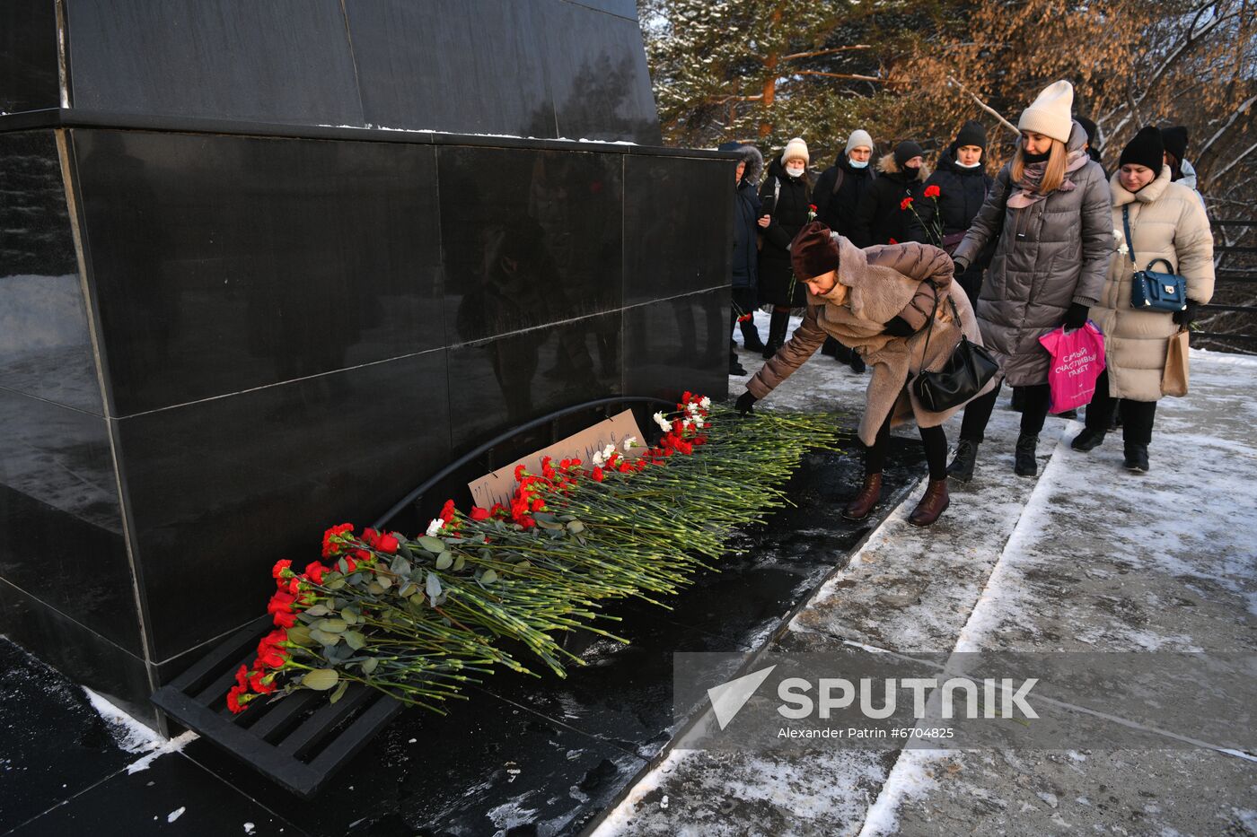 Russia Coal Mine Accident Victims Mourning