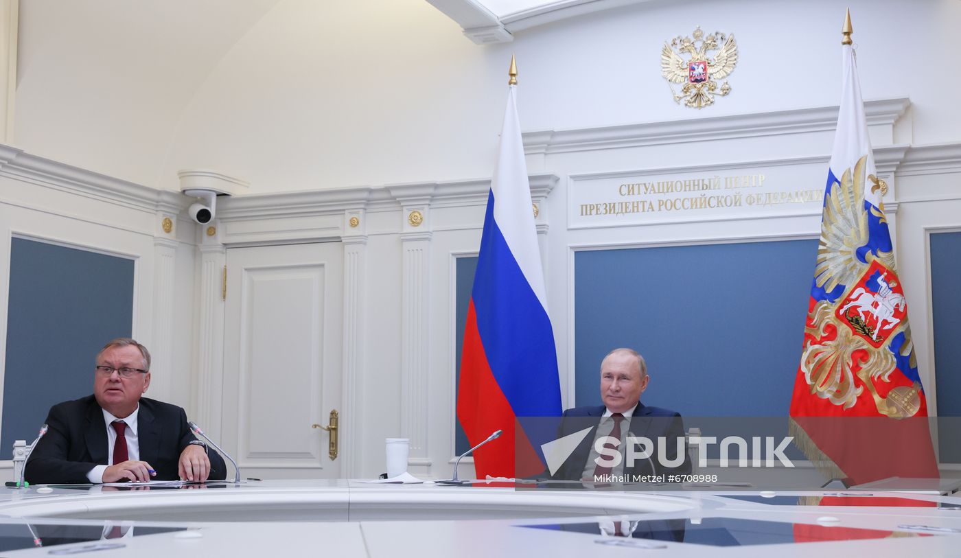 Russia Putin VTB Investment Forum