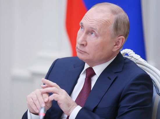 Russia Putin VTB Investment Forum