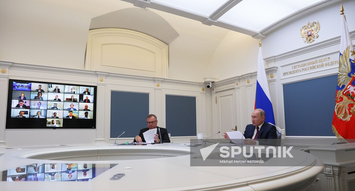 Russia Putin VTB Investment Forum