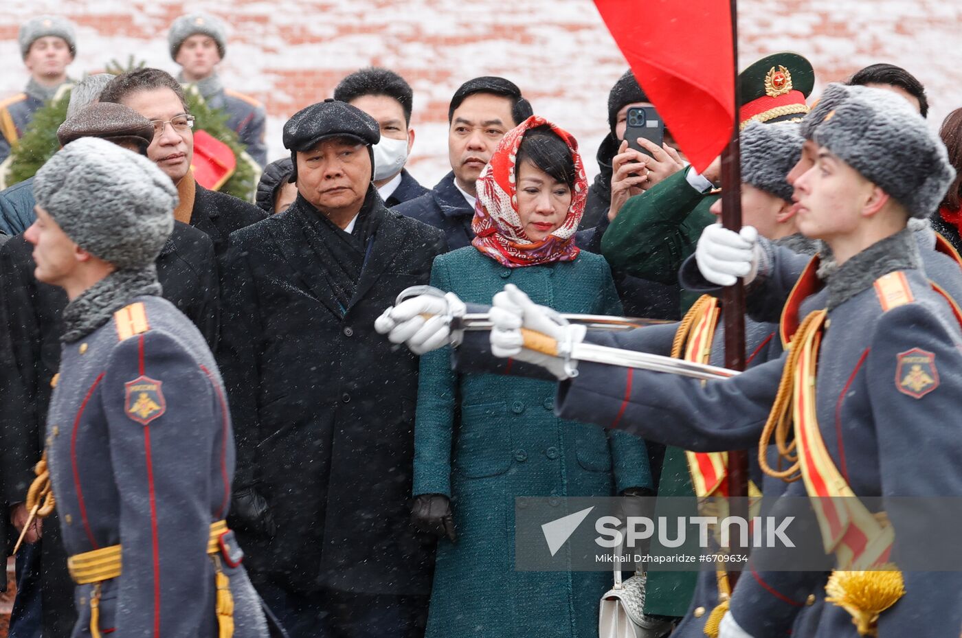 Russia Vietnam Wreath Laying